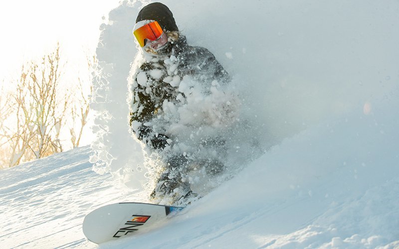 deep powder snowboarding niseko united