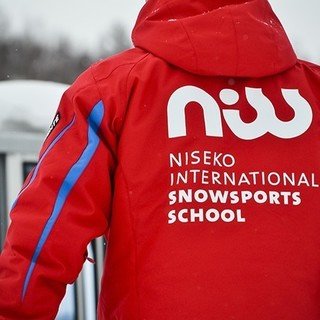 NISS ski school Niseko