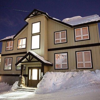 Alpine Apartments -Exterior