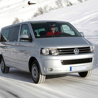 Minibus Transport Niseko